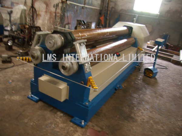 3 RODILLOS-CURVADORAS DE PERFILES DE 3 RODILLOS