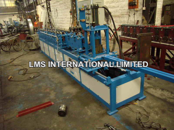 Maquina Perfiladora de Marcos para Puertas